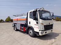 Camion-citerne Euro 6 de 6,2 m³ pour le transfert de carburant sur chantier (5 tonnes) - Pompe + Compteur, Carburants pour excavatrices 24h/24, 7j/7, Homologué pour les produits dangereux