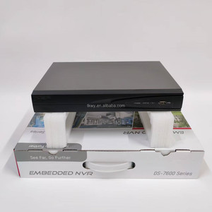 Hk <span class=keywords><strong>DS</strong></span>-<span class=keywords><strong>7604NI</strong></span>-Q1/4 P 4 canaux 1U 4 PoE 4K NVR - Product Image 1