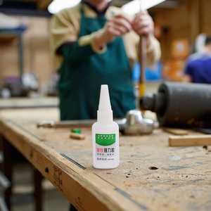 Adhésif à base d'époxy pour la construction, l'emballage, le travail du bois, le collage du bois, des chaussures, de la céramique, du métal, du jade, du <span class=keywords><strong>cuir</strong></span>, la réparation des pneus - Product Image 1