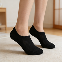 Chaussettes d'hiver unies pour femmes, confortables, antidérapantes, tricotées, respirantes, en coton, avec logo personnalisé, invisibles, prix de gros