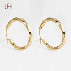 Twisted Pattern Hoop Earring Trend Wholesale 18K <b>Solid</b> Yellow <b>Gold</b> Minimalist Hoop Earrings 18K Real <b>Gold</b> Stud Earrings - Product Image 1