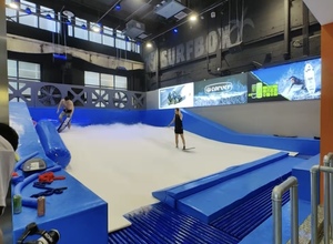 Simulatore di Surf a Doppia Pista Blu Chiaro Attrazione Definitiva per Parchi Acquatici Costruzione in Acciaio Inossidabile 500kg - Product Image 6