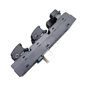 Interruptor Eléctrico para Ventanilla del Conductor de Kia Sportage 93570-1F370, Botón de Control Eléctrico de 12V con Función de Descenso Automático - Product Image 3