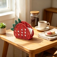 Support de mouchoirs de bureau en plastique rose en forme de flamant rose et de fraise, style européen, exclusivité transfrontalière, tendance