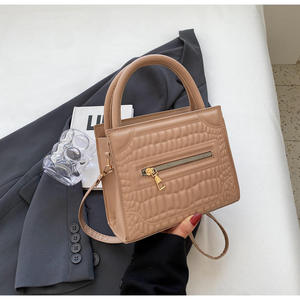 <span class=keywords><strong>Borsa</strong></span> a Tracolla di Lusso da <span class=keywords><strong>Donna</strong></span> con Cerniera, Design di Qualità, Motivo Colorato, Stile <span class=keywords><strong>Postino</strong></span> - Product Image 2