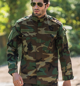 Veste tactique camouflage à capuche doublée polaire en <span class=keywords><strong>polyester</strong></span>/coton, modèle ACU <span class=keywords><strong>de</strong></span> deuxième génération pour entraînement extérieur (réplique réelle) - Product Image 2