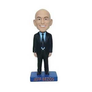 Nueva Temporada, Figura Coleccionable de Resina de Jeff Bezos, el Hombre Más Rico, en Oferta en Facebook - Product Image 2
