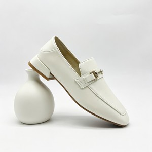 รองเท้าหนังแท้ผู้หญิงแบบใหม่สั่งทำพิเศษ น้ำหนักเบา สวมใส่สบาย - Product Image 3