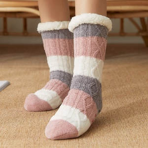 Delle ragazze delle signore Ha Lavorato A Maglia di Inverno Caldo <span class=keywords><strong>pile</strong></span> Foderato Piano Casa <span class=keywords><strong>Calze</strong></span> spesse <span class=keywords><strong>Calze</strong></span> Slipper <span class=keywords><strong>Con</strong></span> Anti-Grip antiscivolo - Product Image 3