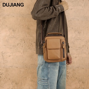 Sac à bandoulière pour homme en cuir véritable, avec fermeture à glissière, doublure en polyester, léger, pour les sports de plein air et les voyages - Product Image 1