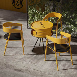 Combinaison table et chaises en fer de style industriel et nordique pour salle de billard, café, zone de réception, bar, utilisation en extérieur - Product Image 3