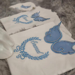 Conjunto de Ropa de Bebé con Nombre Bordado Personalizado al por Mayor/OEM, Caja de Regalo para Recién Nacido, Regalo para el Primer Mes - Product Image 3