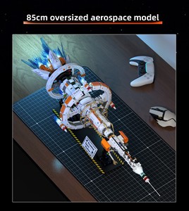 Set di Blocchi da Costruzione Stazione Spaziale in Plastica ABS, Gioco Educativo a Tema Fantascienza, 1583+ Pezzi, Fai-da-Te, per Età 7-14+ - Product Image 3