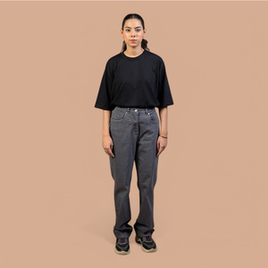 Jeans Paola Taj para mujer, corte medio, elásticos, hechos a medida, en venta en línea, fabricados en Pakistán, jeans de la mejor calidad para mujer. - Product Image 1