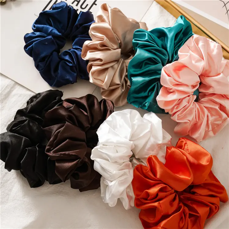 Hot Sale Yiwu Scrunchie Holder Manufacturer Satin Rubber Hair Ties Big Size Silk Scrunchies for Hair
