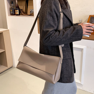 Hot Sell Customizable Wholesale PU Crossbody Bag Adjustable Strap <strong>Fashion</strong> Daily Shoulder Bag - Product Image 3