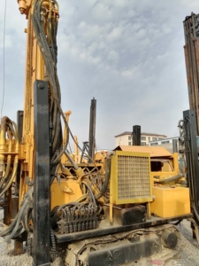 Gebruikt HD200 Hongda goedkope, goede staat, tweedehands boormachine waterputboorinstallatie - Product Image 4