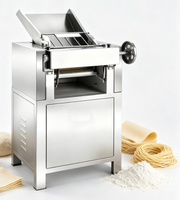 Machine à rouler la pâte industrielle en acier inoxydable avec rouleaux de précision et épaisseur réglable pour le traitement de la farine