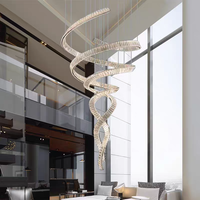 Lustre moderne de luxe en cristal pour salon - Économie d'énergie, télécommande, intensité réglable, angle de faisceau à 360°, blanc/doré/noir