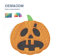 Noël Halloween chien lécher tapis Silicone luxe accessoires pour animaux de compagnie mangeoire lente pour chien chat