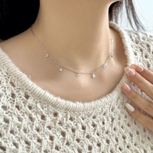 สร้อยคอเงินแท้ S925 ชุบทองคำขาว 18K ยี่ห้อ Dylam Dainty ประดับจี้หลากหลายรูปแบบ พร้อมเพชรซิคอเนีย 5A รูปดาว เหมาะสำหรับเทศกาลคริสต์มาส - Product Image 2