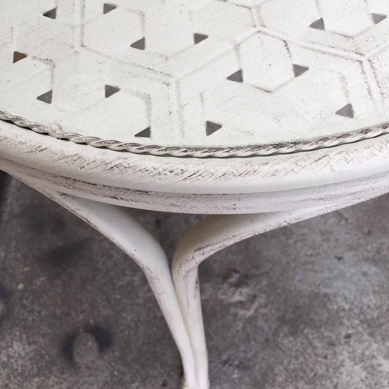 03 modèle vintage blanc crème 1 table 2 chaises