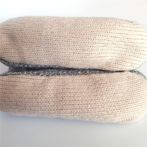 Chaussons d'intérieur antidérapants en tricot doux et doublés en sherpa pour femmes, hommes et adultes - Product Image 5