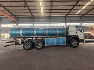 Camion-citerne pétrolier d'acier inoxydable de SINOTRUK Howo 6X4 avec le prix de haute qualité et de <span class=keywords><strong>promotion</strong></span> - Product Image 6