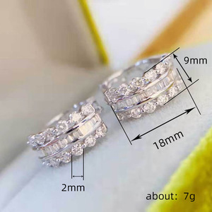 Elegant Hollow Ear <b>Cuff</b> <b>Earrings</b> For Women Sparkle Stone Minimalist Hoop <b>Earrings</b> Daily Wear Fashion Jewelry Wholesale - Product Image 4
