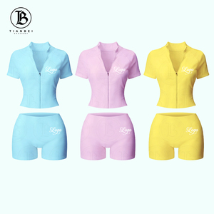 Completo Estivo 2026 da <span class=keywords><strong>Donna</strong></span>: Set 2 Pezzi Streetwear Personalizzato Color Caramella con <span class=keywords><strong>Giacca</strong></span> a Maniche Corte con Zip <span class=keywords><strong>e</strong></span> Pantaloncini - Product Image 1