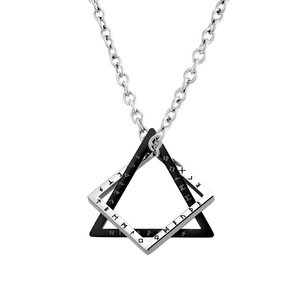 Collier minimaliste nordique viking géométrique triangle carré en acier titane, bijou unisexe, cadeau - Product Image 1
