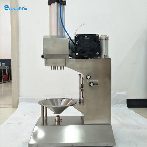New type automatic young coconut peeling machine/coconut skin cutting machine green coconut peeler/fresh coconut peeling machine