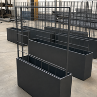 Jardinière murale extérieure verticale en métal pour barrières et façades