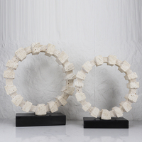 Sculpture circulaire en travertin emboîtable, statue géométrique en pierre en forme d'anneau, base en marbre beige, faite à la main, moderne, de luxe, pour table