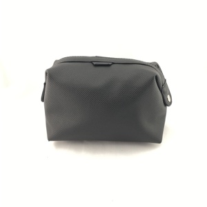 2025 nuovo modello di borsa cosmetica da viaggio portatile custodie per il trucco in poliestere di alta qualità per lo stoccaggio in movimento - Product Image 5