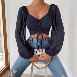 Camicetta da <span class=keywords><strong>donna</strong></span> europea e americana alla moda, corta, <span class=keywords><strong>scollata</strong></span>, sexy, con scollo a V, in chiffon patchwork, con coulisse e maniche a lanterna - Product Image 3