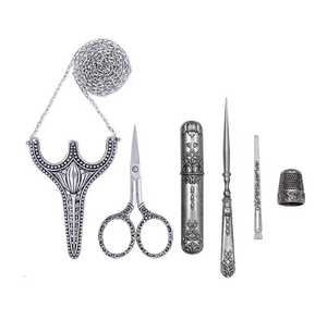 Tijeras de bordado vintage con cadena de vaina, tubo de aguja, <span class=keywords><strong>dedal</strong></span>, juego de tijeras retro de punzón - Product Image 1