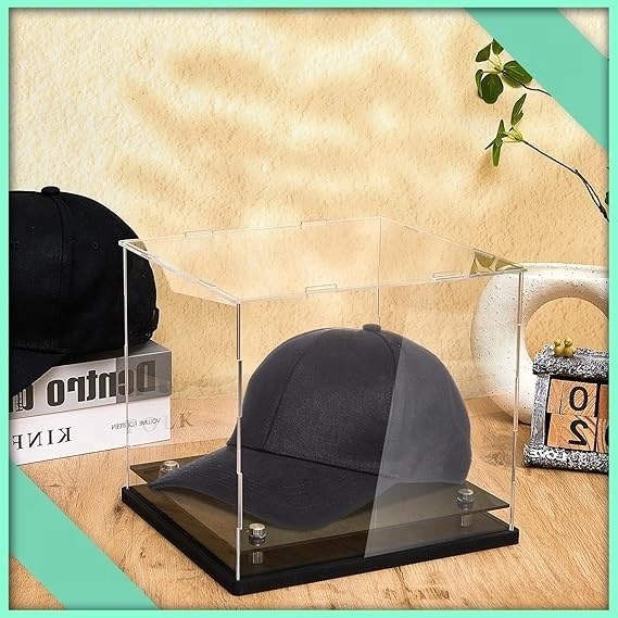 FINGERINSPIRE Vitrine Acrylique Pour Casque – 16,5x16,5x20,5 Cm – Anti-poussière Avec Caoutchous
