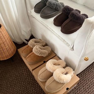 Chaussures d'hiver et d'automne pour femmes, à semelle épaisse, en laine rembourrée, chaudes, décontractées, une pièce, à enfiler, en coton, de créateur, pour l'extérieur - Product Image 2