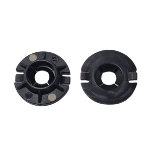 Clips de fixation en coton pour l'isolation du compartiment moteur Tesla Model 3 Model Y 111071399C Fixations en plastique - Product Image 1