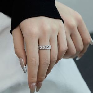 Bagues cubaines Dylam Hip Hop Chunky en argent sterling 925 plaqué rhodium avec zircone cubique 5A entrelacée pour femme - Product Image 2
