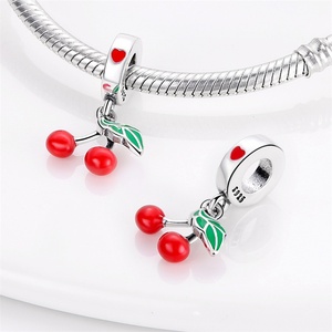 Colgantes de Joyería de Tungsteno Plateado Serie Frutas (Aguacate y Cereza) para Pulseras de Cuentas DIY, Regalo, Más Vendidos - Product Image 3
