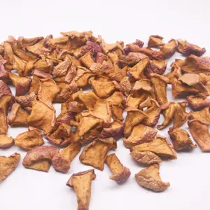 P25 Pet gıda kurutulmuş elma doğranmış Chinchilla aperatifler Pet diş taşlama ve anti-kabızlık için elma peletleri