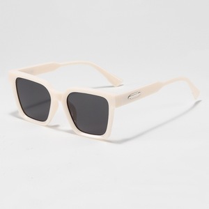 Gafas de Sol Polarizadas con Marco Cuadrado, Protección UV400, Montura Completa, Unisex, Protección Solar, Moda para Adultos 2025 - Product Image 3