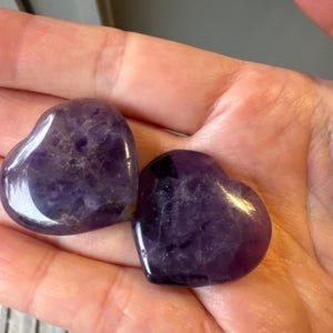 Corazones de Cristal Curativos, Opciones de Corazones de Piedras Preciosas para Regalo, Amor, Paz, Protección Energética, Suerte, Cristales Pulidos Tallados a Mano - Product Image 3