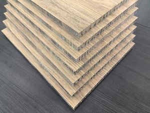 Panneau décoratif personnalisé en charbon de bambou ignifuge, surface perforée, pour mur rideau, usage intérieur et extérieur - Product Image 3