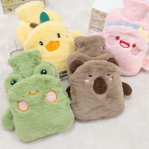 Bolsa de agua caliente de felpa de 1000ml con funda suave y esponjosa para calentar manos, pies y estómago - Product Image 1