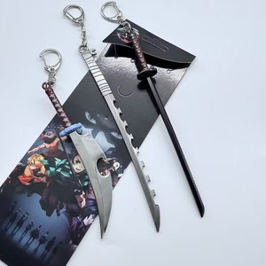 Prix <span class=keywords><strong>d</strong></span>'usine Porte-clés <span class=keywords><strong>épée</strong></span> en alliage de zinc mini format Anime, tendance 3D, lot de 3, pendentif pistolet jouet - Product Image 4