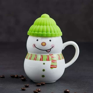 Mug à café en céramique et porcelaine Snowman avec couvercle en silicone, cadeau de Noël écologique, capacité 500 ml-1 L, marque JNSM - Product Image 4