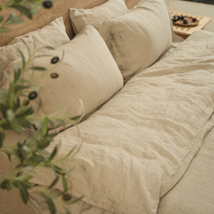 Vente en gros usine : Parure de lit 4 pièces en lin non blanchi belge, style minimaliste, lavable, pour chambre d'amis - Product Image 1